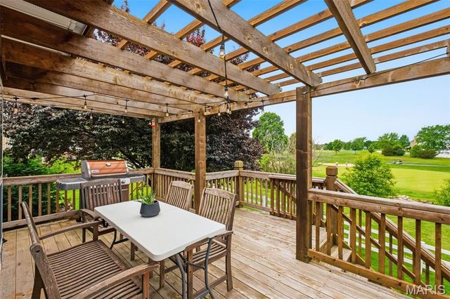 1387 Norwood Hills Drive, O'fallon, MO 63366