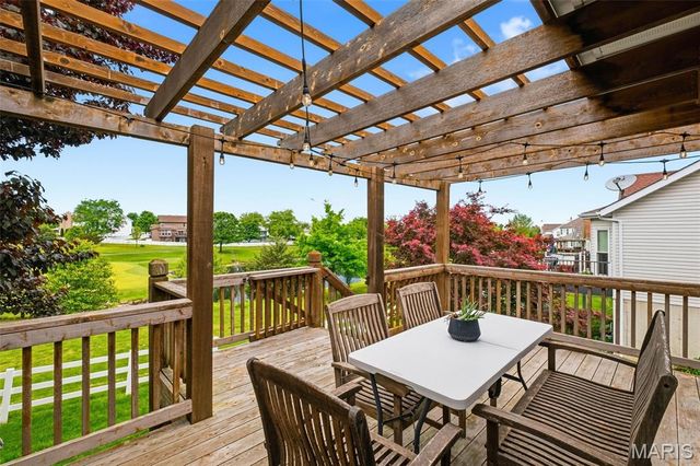 1387 Norwood Hills Drive, O'fallon, MO 63366