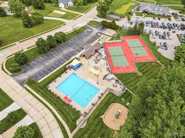 1387 Norwood Hills Drive, O'fallon, MO 63366