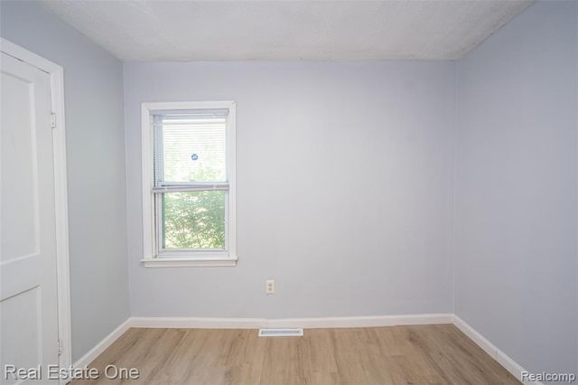 22675 Santa Maria Street, Detroit, MI 48219