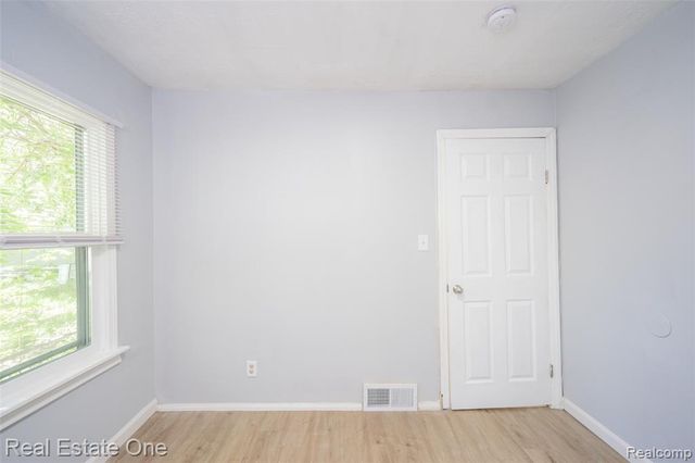 22675 Santa Maria Street, Detroit, MI 48219