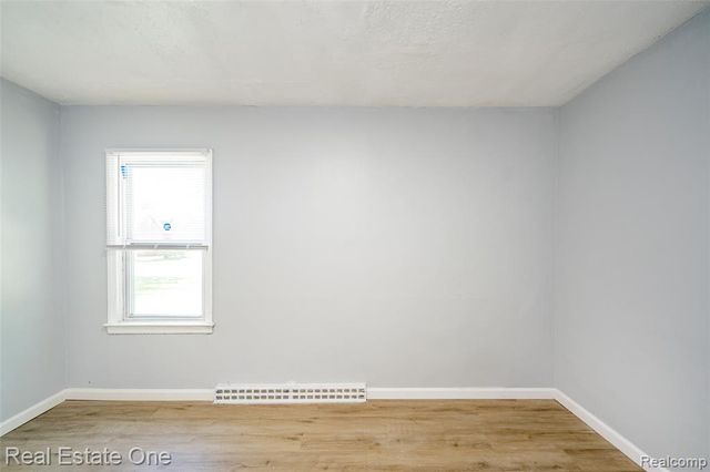 22675 Santa Maria Street, Detroit, MI 48219