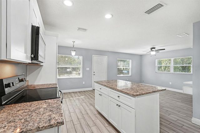 1802 E WOOD STREET, Tampa, FL 33604