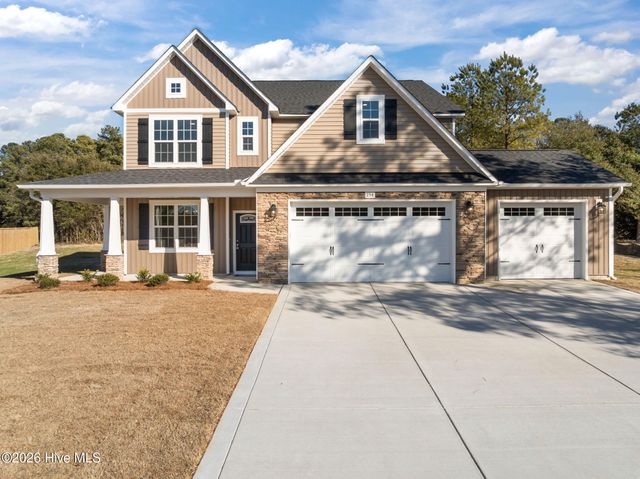 154 Moonlit Drive, Aberdeen, NC 28315