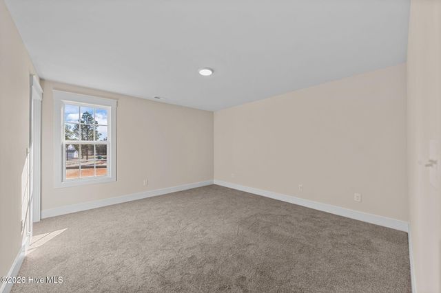 154 Moonlit Drive, Aberdeen, NC 28315