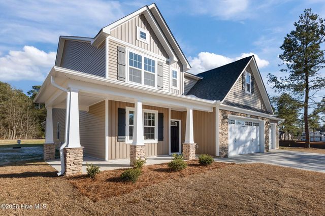 154 Moonlit Drive, Aberdeen, NC 28315