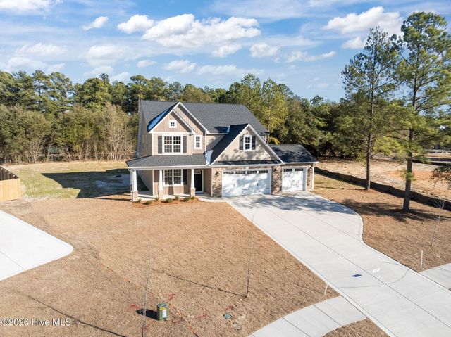 154 Moonlit Drive, Aberdeen, NC 28315