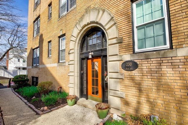 230 Mass Ave 2, Arlington, MA 02474