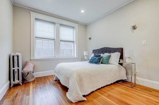 230 Mass Ave 2, Arlington, MA 02474