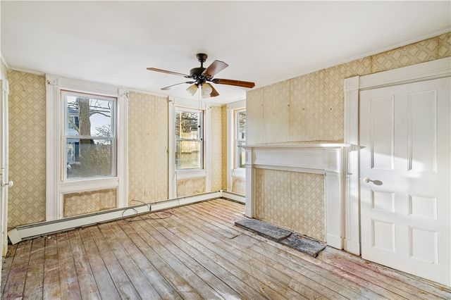 694 Hope Street, Bristol, RI 02809