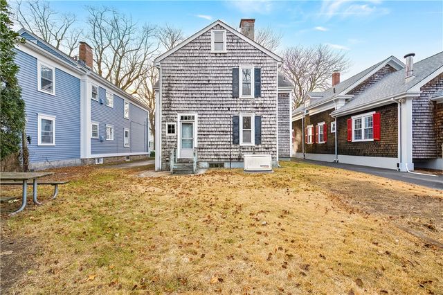 694 Hope Street, Bristol, RI 02809