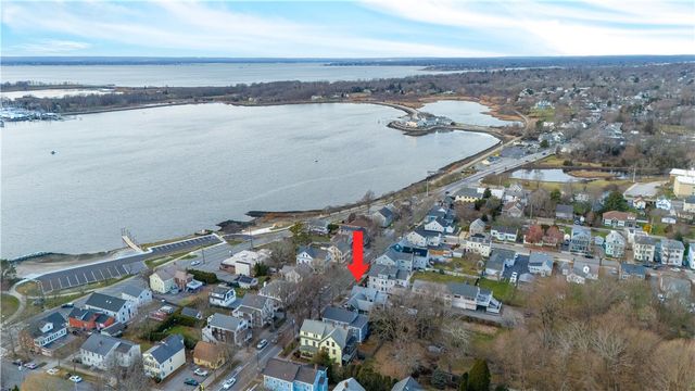 694 Hope Street, Bristol, RI 02809