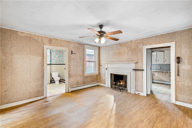 694 Hope Street, Bristol, RI 02809