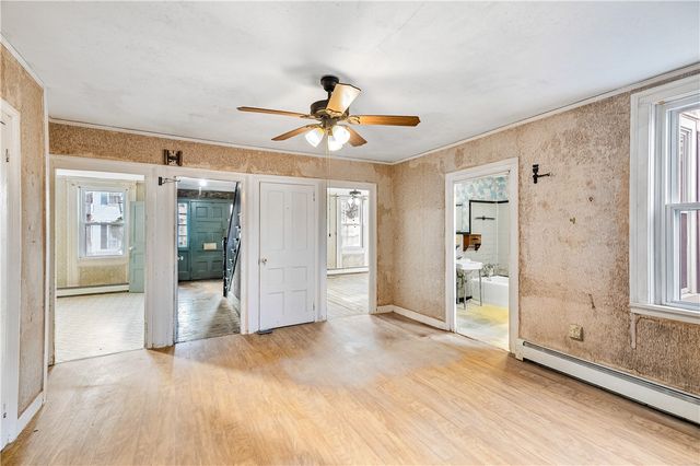 694 Hope Street, Bristol, RI 02809