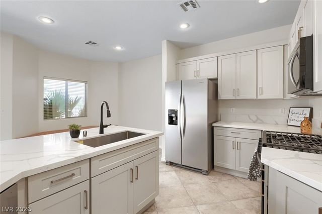 237 Kindred Point Court, Henderson, NV 89052