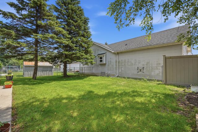 38559 Nellie Lane, Westland, MI 48186