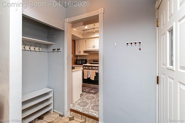 30641 Dover Avenue, Warren, MI 48088