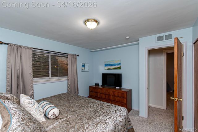 30641 Dover Avenue, Warren, MI 48088