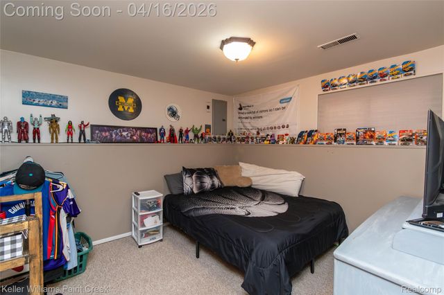 30641 Dover Avenue, Warren, MI 48088