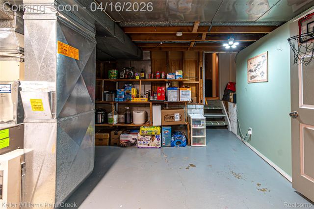 30641 Dover Avenue, Warren, MI 48088