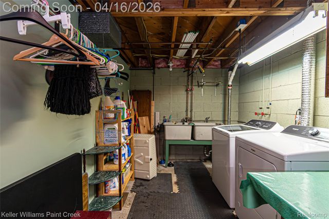 30641 Dover Avenue, Warren, MI 48088