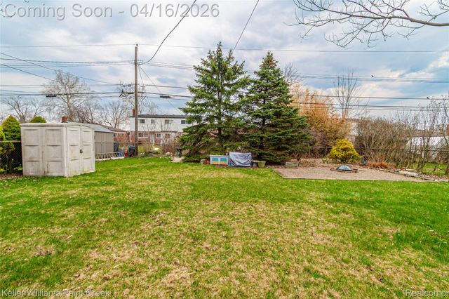 30641 Dover Avenue, Warren, MI 48088