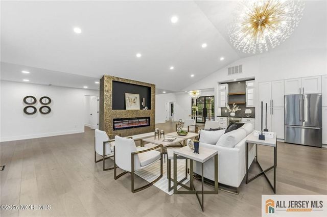 41 Pine Street, Old Bridge, NJ 08857