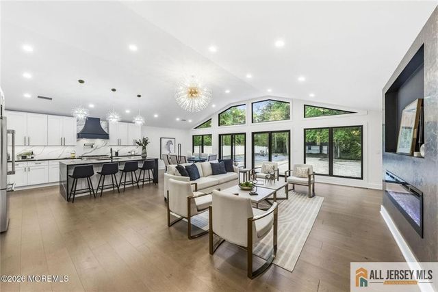 41 Pine Street, Old Bridge, NJ 08857
