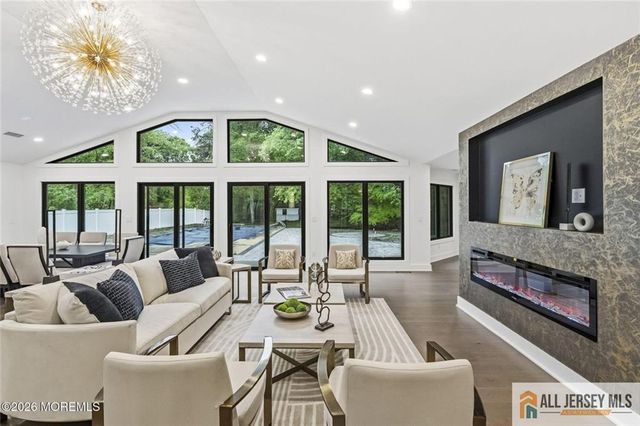41 Pine Street, Old Bridge, NJ 08857
