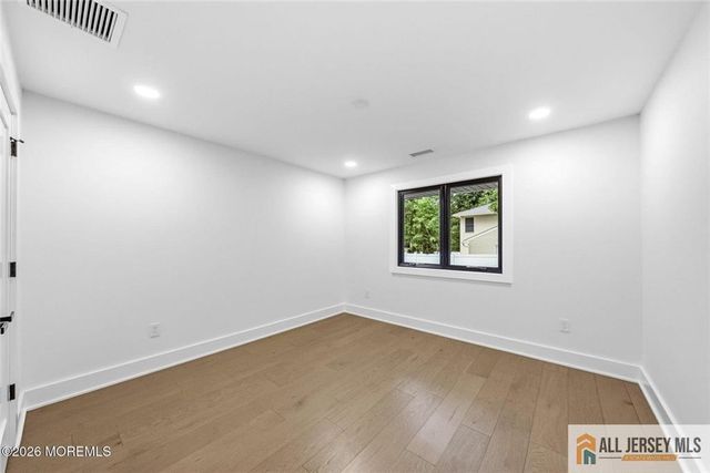 41 Pine Street, Old Bridge, NJ 08857