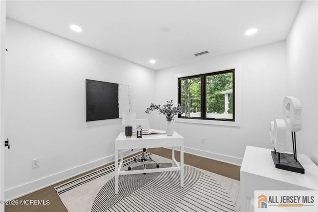 41 Pine Street, Old Bridge, NJ 08857