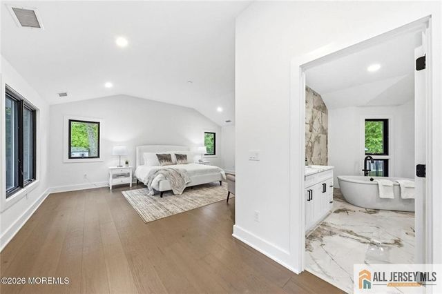 41 Pine Street, Old Bridge, NJ 08857