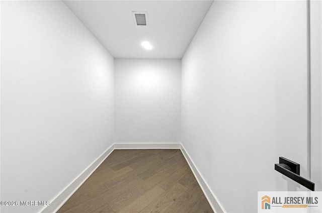 41 Pine Street, Old Bridge, NJ 08857