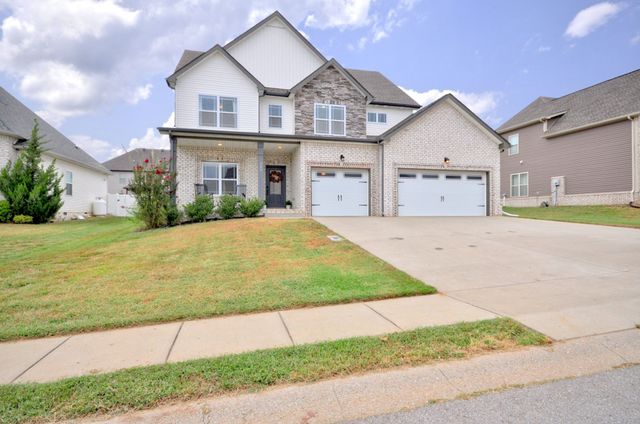 300 Bluebriar Trce, Clarksville, TN 37043