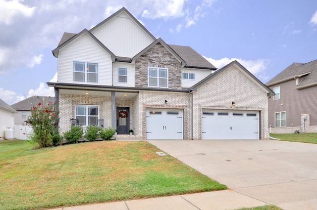 300 Bluebriar Trce, Clarksville, TN 37043