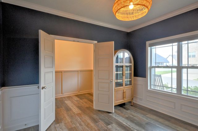 300 Bluebriar Trce, Clarksville, TN 37043