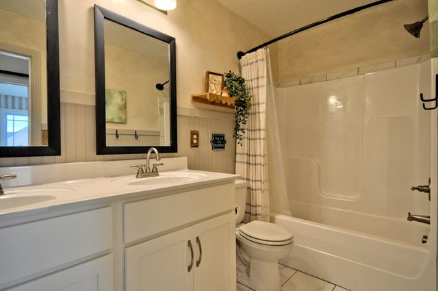 300 Bluebriar Trce, Clarksville, TN 37043