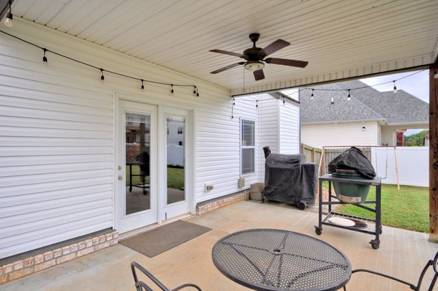 300 Bluebriar Trce, Clarksville, TN 37043