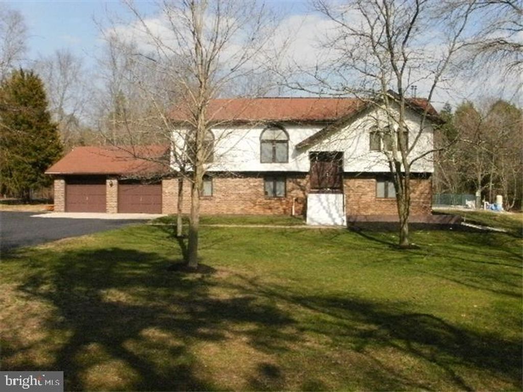 696 OAK AVE, Malaga, NJ 08328
