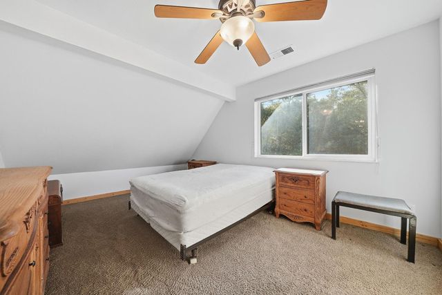 19387 Ponderosa Dr, Volcano, CA 95689