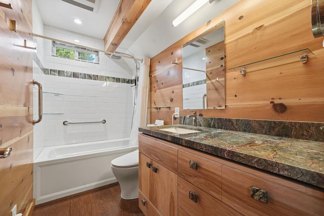 19387 Ponderosa Dr, Volcano, CA 95689