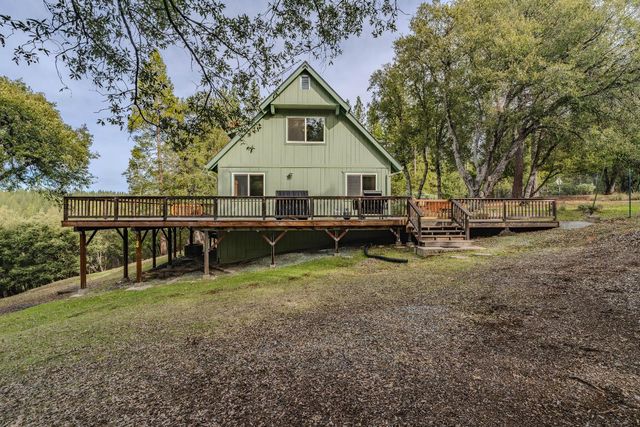 19387 Ponderosa Dr, Volcano, CA 95689