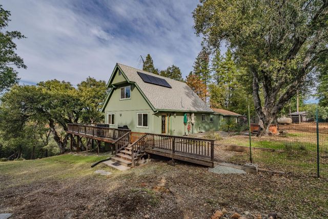 19387 Ponderosa Dr, Volcano, CA 95689