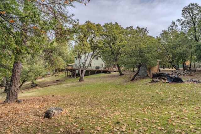19387 Ponderosa Dr, Volcano, CA 95689