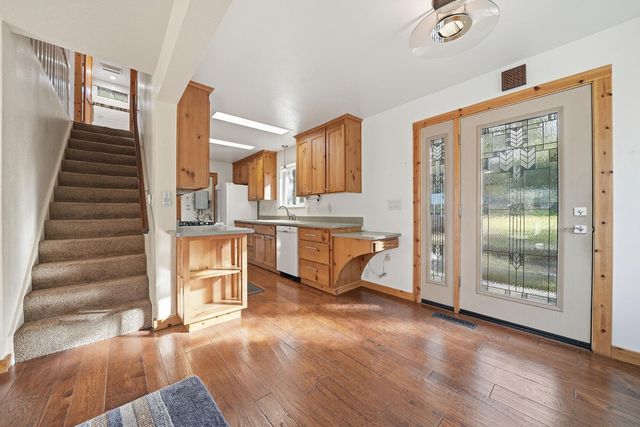 19387 Ponderosa Dr, Volcano, CA 95689