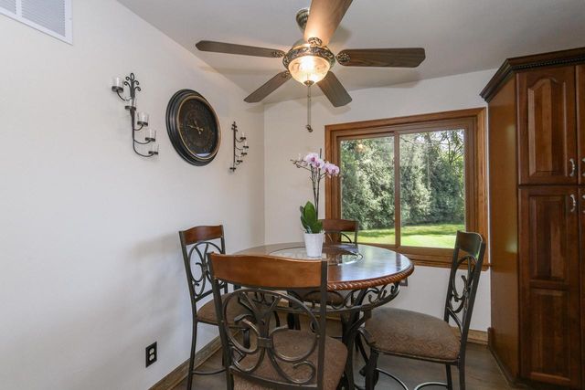 W155N5414 Balsam DRIVE, Menomonee Falls, WI 53051