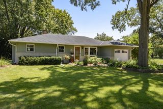 W155N5414 Balsam DRIVE, Menomonee Falls, WI 53051