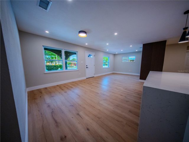 4945 LESCOT LANE, Orlando, FL 32811