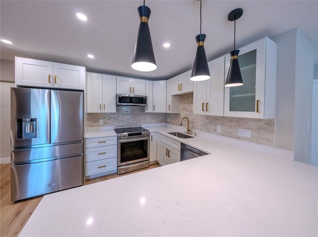 4945 LESCOT LANE, Orlando, FL 32811