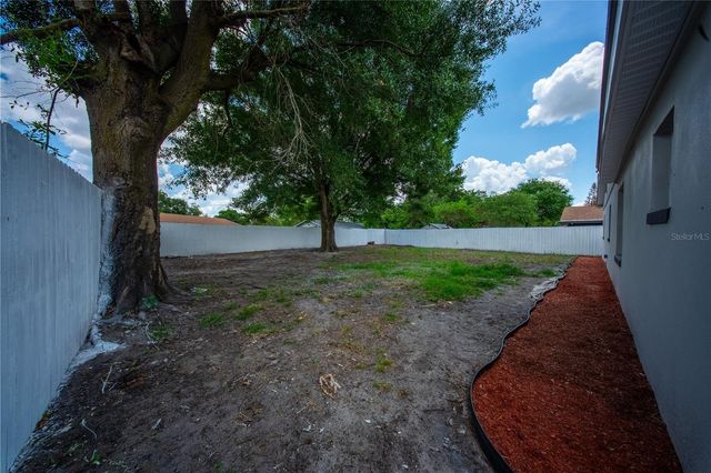 4945 LESCOT LANE, Orlando, FL 32811